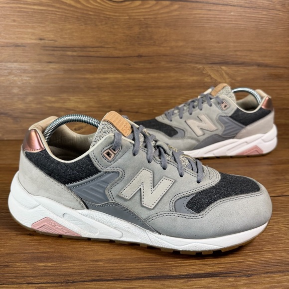 New Balance 580 Women's Size 11 Sneakers Gray Pink Rose Gold Athletic Shoes - Picture 11 of 11